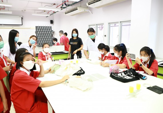 ภาพกิจกรรม  คณะวิทยาศาสตร์และเทคโนโลยี จัดโครงการค่ายวิทยาศาสตร์นักเรียนห้องเรียนพิเศษวิทยาศาสตร์  และโครงการค่ายวิทยาศาสตร์นักเรียนห้องเรียนพิเศษวิทยาศาสตร์เทคโนโลยี ภาษาอังกฤษ คณิตศาสตร์ (STEM) ระดับชั้นมัธยมศึกษาปีที่ 2