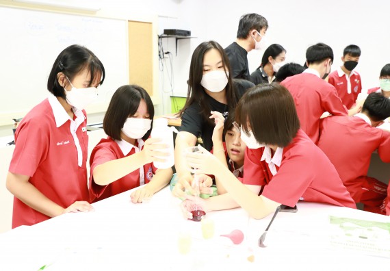 ภาพกิจกรรม  คณะวิทยาศาสตร์และเทคโนโลยี จัดโครงการค่ายวิทยาศาสตร์นักเรียนห้องเรียนพิเศษวิทยาศาสตร์  และโครงการค่ายวิทยาศาสตร์นักเรียนห้องเรียนพิเศษวิทยาศาสตร์เทคโนโลยี ภาษาอังกฤษ คณิตศาสตร์ (STEM) ระดับชั้นมัธยมศึกษาปีที่ 2