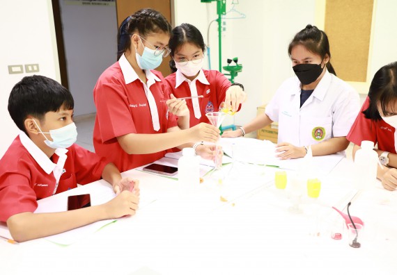 ภาพกิจกรรม  คณะวิทยาศาสตร์และเทคโนโลยี จัดโครงการค่ายวิทยาศาสตร์นักเรียนห้องเรียนพิเศษวิทยาศาสตร์  และโครงการค่ายวิทยาศาสตร์นักเรียนห้องเรียนพิเศษวิทยาศาสตร์เทคโนโลยี ภาษาอังกฤษ คณิตศาสตร์ (STEM) ระดับชั้นมัธยมศึกษาปีที่ 2