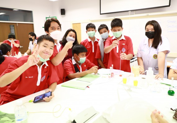 ภาพกิจกรรม  คณะวิทยาศาสตร์และเทคโนโลยี จัดโครงการค่ายวิทยาศาสตร์นักเรียนห้องเรียนพิเศษวิทยาศาสตร์  และโครงการค่ายวิทยาศาสตร์นักเรียนห้องเรียนพิเศษวิทยาศาสตร์เทคโนโลยี ภาษาอังกฤษ คณิตศาสตร์ (STEM) ระดับชั้นมัธยมศึกษาปีที่ 2