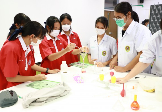 ภาพกิจกรรม  คณะวิทยาศาสตร์และเทคโนโลยี จัดโครงการค่ายวิทยาศาสตร์นักเรียนห้องเรียนพิเศษวิทยาศาสตร์  และโครงการค่ายวิทยาศาสตร์นักเรียนห้องเรียนพิเศษวิทยาศาสตร์เทคโนโลยี ภาษาอังกฤษ คณิตศาสตร์ (STEM) ระดับชั้นมัธยมศึกษาปีที่ 2