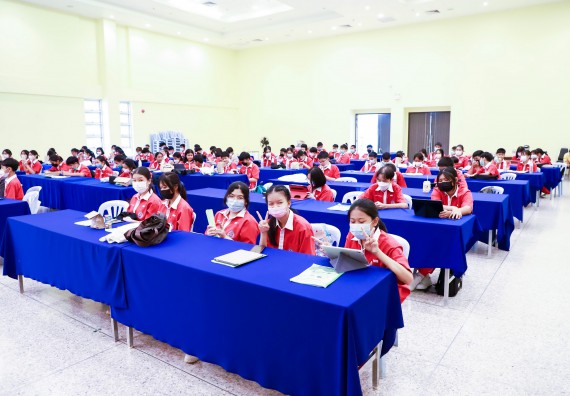 ภาพกิจกรรม  คณะวิทยาศาสตร์และเทคโนโลยี จัดโครงการค่ายวิทยาศาสตร์นักเรียนห้องเรียนพิเศษวิทยาศาสตร์  และโครงการค่ายวิทยาศาสตร์นักเรียนห้องเรียนพิเศษวิทยาศาสตร์เทคโนโลยี ภาษาอังกฤษ คณิตศาสตร์ (STEM) ระดับชั้นมัธยมศึกษาปีที่ 2