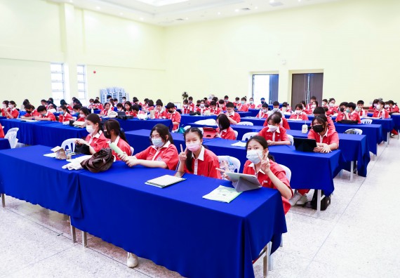 ภาพกิจกรรม  คณะวิทยาศาสตร์และเทคโนโลยี จัดโครงการค่ายวิทยาศาสตร์นักเรียนห้องเรียนพิเศษวิทยาศาสตร์  และโครงการค่ายวิทยาศาสตร์นักเรียนห้องเรียนพิเศษวิทยาศาสตร์เทคโนโลยี ภาษาอังกฤษ คณิตศาสตร์ (STEM) ระดับชั้นมัธยมศึกษาปีที่ 2