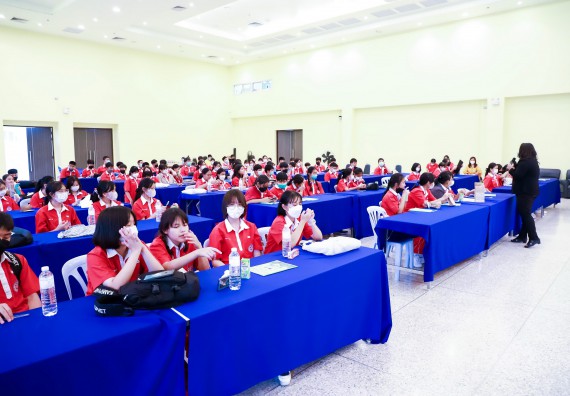 ภาพกิจกรรม  คณะวิทยาศาสตร์และเทคโนโลยี จัดโครงการค่ายวิทยาศาสตร์นักเรียนห้องเรียนพิเศษวิทยาศาสตร์  และโครงการค่ายวิทยาศาสตร์นักเรียนห้องเรียนพิเศษวิทยาศาสตร์เทคโนโลยี ภาษาอังกฤษ คณิตศาสตร์ (STEM) ระดับชั้นมัธยมศึกษาปีที่ 2