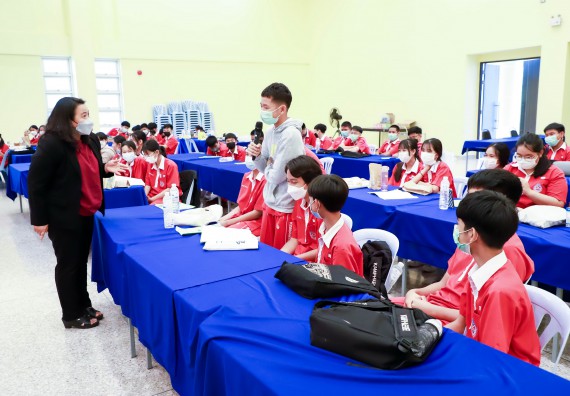 ภาพกิจกรรม  คณะวิทยาศาสตร์และเทคโนโลยี จัดโครงการค่ายวิทยาศาสตร์นักเรียนห้องเรียนพิเศษวิทยาศาสตร์  และโครงการค่ายวิทยาศาสตร์นักเรียนห้องเรียนพิเศษวิทยาศาสตร์เทคโนโลยี ภาษาอังกฤษ คณิตศาสตร์ (STEM) ระดับชั้นมัธยมศึกษาปีที่ 2