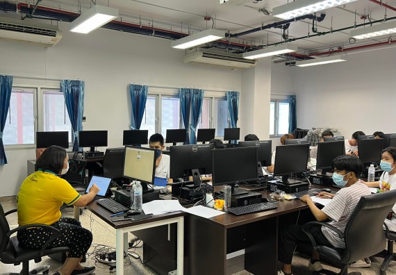 ภาพกิจกรรม  โปรแกรมวิชาวิทยาการคอมพิวเตอร์และเทคโนโลยีสารสนเทศ จัดกิจกรรมเตรียมความพร้อมสําหรับนักศึกษาแรกเข้า