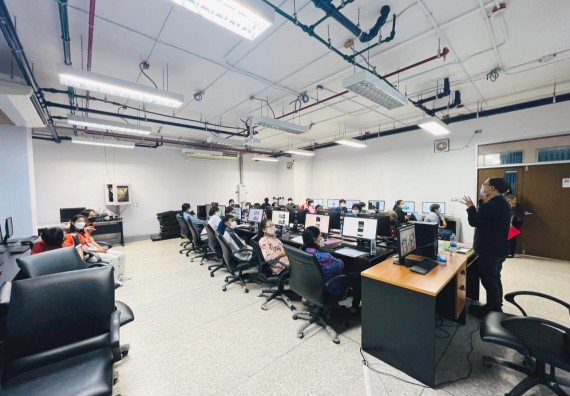 ภาพกิจกรรม  โปรแกรมวิชาวิทยาการคอมพิวเตอร์และเทคโนโลยีสารสนเทศ จัดอบรมเชิงปฏิบัติการ เรื่องการขยายตลาดด้วย TikTok เพื่อสร้างรายได้ให้ปัง