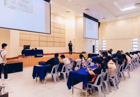 ภาพกิจกรรม  คณะวิทยาศาสตร์และเทคโนโลยี จัดโครงการบริการนักศึกษาและศิษย์เก่าสัมพันธ์ คณะวิทยาศาสตร์และเทคโนโลยี