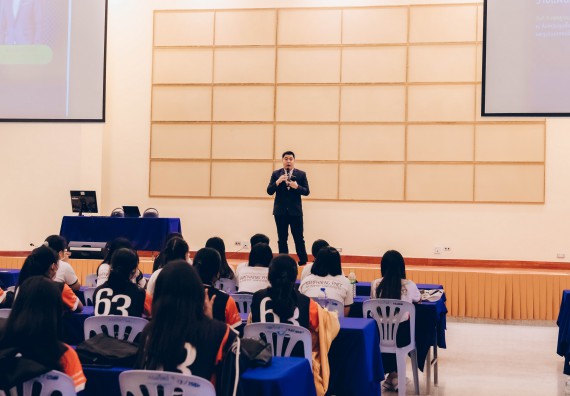 ภาพกิจกรรม  คณะวิทยาศาสตร์และเทคโนโลยี จัดโครงการบริการนักศึกษาและศิษย์เก่าสัมพันธ์ คณะวิทยาศาสตร์และเทคโนโลยี