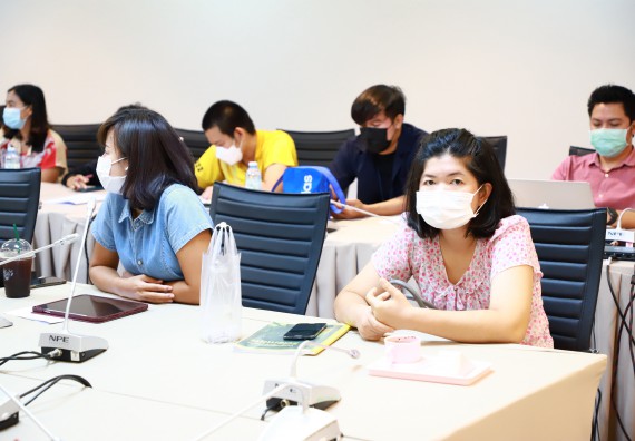 ภาพกิจกรรม  คณะวิทยาศาสตร์และเทคโนโลยี เข้าร่วมกิจกรรมการจัดการความรู้ ด้านการบริหารงานพัสดุ และอาคารสถานที่