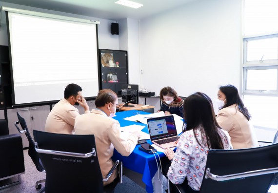 ภาพกิจกรรม  คณะวิทยาศาสตร์และเทคโนโลยี จัดกิจกรรมการตรวจประเมินคุณภาพการศึกษาภายใน ระดับคณะ ประจำปีการศึกษา 2564