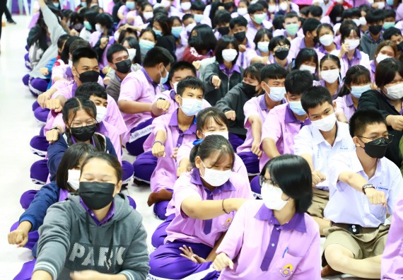 ภาพกิจกรรม  คณะวิทยาศาสตร์และเทคโนโลยี จัดโครงการค่ายวิชาการกิจกรรมค่ายส่งเสริมกระบวนการคิด ชั้นมัธยมศึกษาปีที่ 4 (วิทยาศาสตร์ คณิตศาสตร์ เทคโนโลยี : STEM)