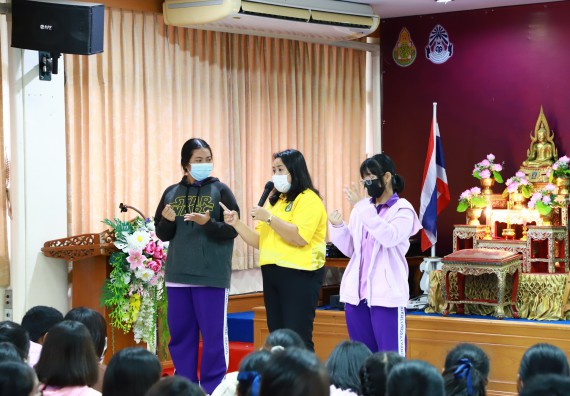 ภาพกิจกรรม  คณะวิทยาศาสตร์และเทคโนโลยี จัดโครงการค่ายวิชาการกิจกรรมค่ายส่งเสริมกระบวนการคิด ชั้นมัธยมศึกษาปีที่ 4 (วิทยาศาสตร์ คณิตศาสตร์ เทคโนโลยี : STEM)