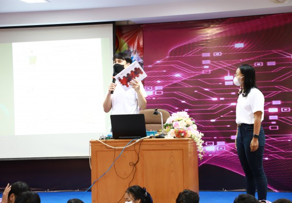 ภาพกิจกรรม  คณะวิทยาศาสตร์และเทคโนโลยี จัดโครงการค่ายวิชาการกิจกรรมค่ายส่งเสริมกระบวนการคิด ชั้นมัธยมศึกษาปีที่ 4 (วิทยาศาสตร์ คณิตศาสตร์ เทคโนโลยี : STEM)