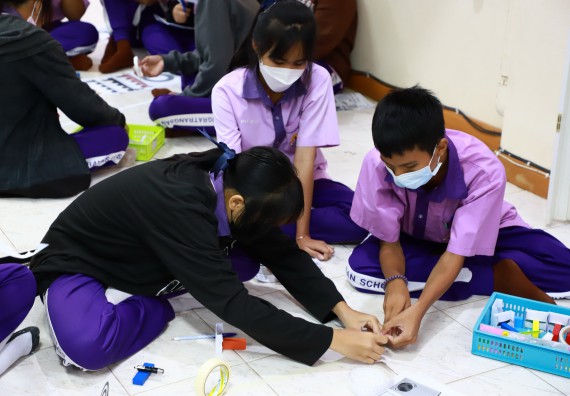 ภาพกิจกรรม  คณะวิทยาศาสตร์และเทคโนโลยี จัดโครงการค่ายวิชาการกิจกรรมค่ายส่งเสริมกระบวนการคิด ชั้นมัธยมศึกษาปีที่ 4 (วิทยาศาสตร์ คณิตศาสตร์ เทคโนโลยี : STEM)