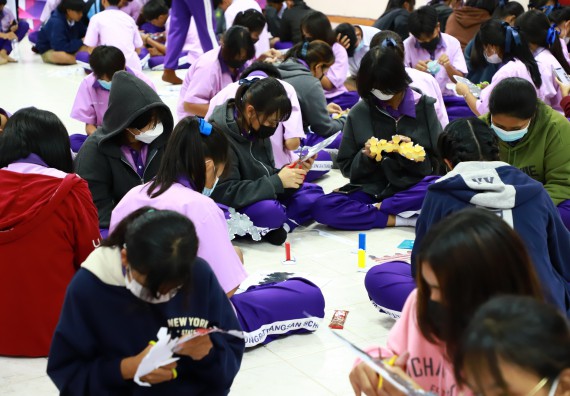 ภาพกิจกรรม  คณะวิทยาศาสตร์และเทคโนโลยี จัดโครงการค่ายวิชาการกิจกรรมค่ายส่งเสริมกระบวนการคิด ชั้นมัธยมศึกษาปีที่ 4 (วิทยาศาสตร์ คณิตศาสตร์ เทคโนโลยี : STEM)