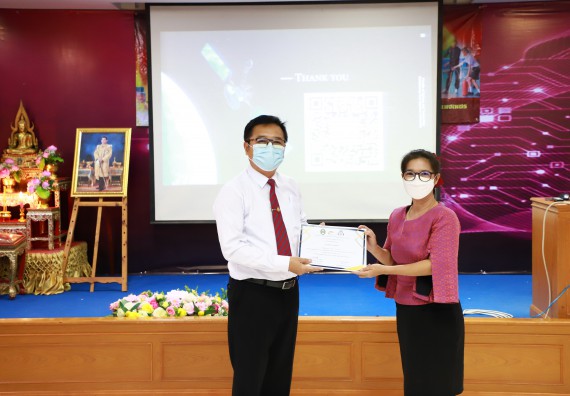 ภาพกิจกรรม  คณะวิทยาศาสตร์และเทคโนโลยี จัดโครงการค่ายวิชาการกิจกรรมค่ายส่งเสริมกระบวนการคิด ชั้นมัธยมศึกษาปีที่ 4 (วิทยาศาสตร์ คณิตศาสตร์ เทคโนโลยี : STEM)