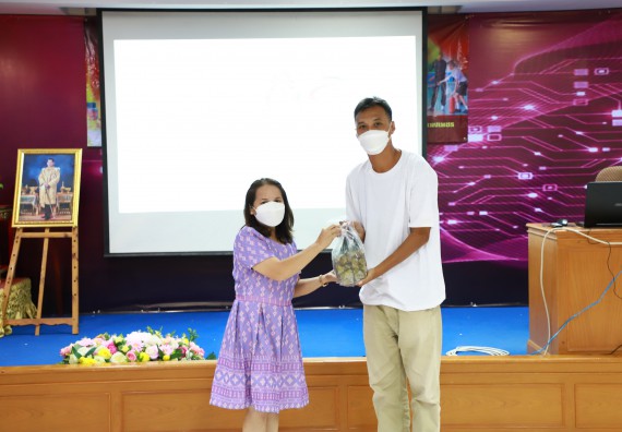 ภาพกิจกรรม  คณะวิทยาศาสตร์และเทคโนโลยี จัดโครงการค่ายวิชาการกิจกรรมค่ายส่งเสริมกระบวนการคิด ชั้นมัธยมศึกษาปีที่ 4 (วิทยาศาสตร์ คณิตศาสตร์ เทคโนโลยี : STEM)