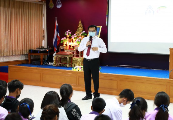 ภาพกิจกรรม  คณะวิทยาศาสตร์และเทคโนโลยี จัดโครงการค่ายวิชาการกิจกรรมค่ายส่งเสริมกระบวนการคิด ชั้นมัธยมศึกษาปีที่ 4 (วิทยาศาสตร์ คณิตศาสตร์ เทคโนโลยี : STEM)