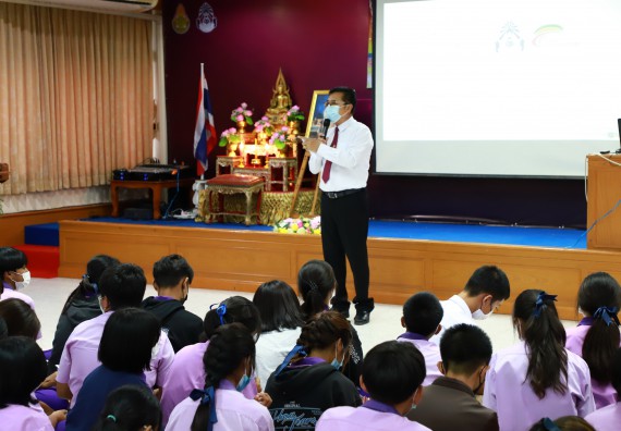 ภาพกิจกรรม  คณะวิทยาศาสตร์และเทคโนโลยี จัดโครงการค่ายวิชาการกิจกรรมค่ายส่งเสริมกระบวนการคิด ชั้นมัธยมศึกษาปีที่ 4 (วิทยาศาสตร์ คณิตศาสตร์ เทคโนโลยี : STEM)