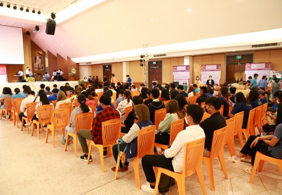 คณะวิทยาศาสตร์และเทคโนโลยี เข้าร่วมงานชวนเที่ยวและชมงานนิทรรศการ 
