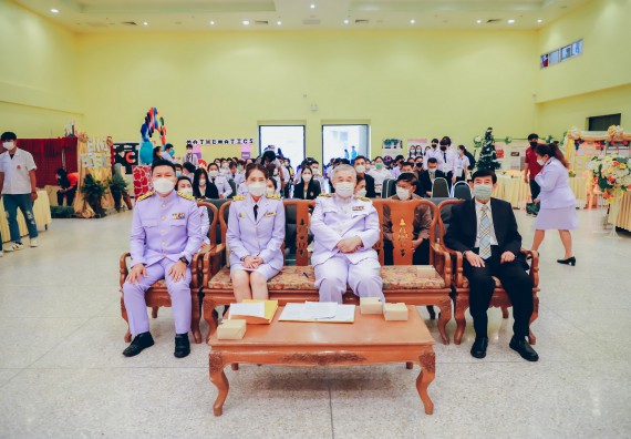 ภาพกิจกรรม  คณะวิทยาศาสตร์และเทคโนโลยีมหาวิทยาลัยราชภัฏกำแพงเพชร จัดงานสัปดาห์วิทยาศาสตร์แห่งชาติ ส่วนภูมิภาค ประจำปี 2565