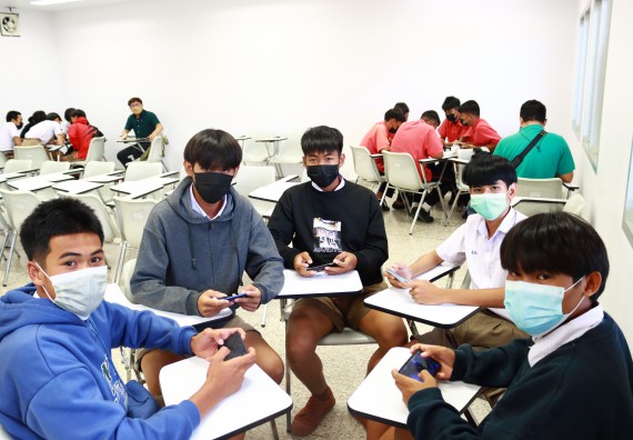 ภาพกิจกรรม  คณะวิทยาศาสตร์และเทคโนโลยีมหาวิทยาลัยราชภัฏกำแพงเพชร จัดงานสัปดาห์วิทยาศาสตร์แห่งชาติ ส่วนภูมิภาค ประจำปี 2565