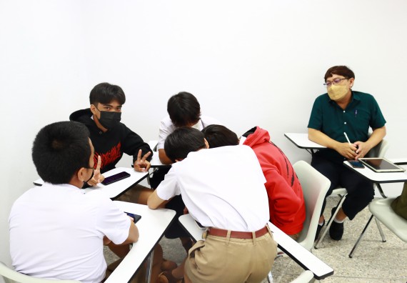 ภาพกิจกรรม  คณะวิทยาศาสตร์และเทคโนโลยีมหาวิทยาลัยราชภัฏกำแพงเพชร จัดงานสัปดาห์วิทยาศาสตร์แห่งชาติ ส่วนภูมิภาค ประจำปี 2565