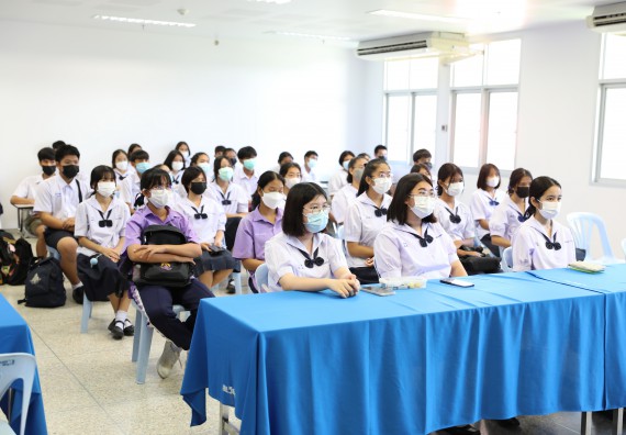 ภาพกิจกรรม  คณะวิทยาศาสตร์และเทคโนโลยีมหาวิทยาลัยราชภัฏกำแพงเพชร จัดงานสัปดาห์วิทยาศาสตร์แห่งชาติ ส่วนภูมิภาค ประจำปี 2565