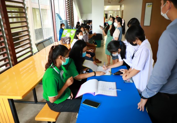 ภาพกิจกรรม  คณะวิทยาศาสตร์และเทคโนโลยีมหาวิทยาลัยราชภัฏกำแพงเพชร จัดงานสัปดาห์วิทยาศาสตร์แห่งชาติ ส่วนภูมิภาค ประจำปี 2565