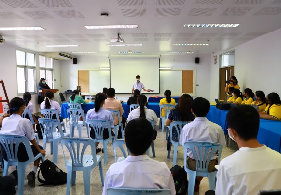 ภาพกิจกรรม  คณะวิทยาศาสตร์และเทคโนโลยีมหาวิทยาลัยราชภัฏกำแพงเพชร จัดงานสัปดาห์วิทยาศาสตร์แห่งชาติ ส่วนภูมิภาค ประจำปี 2565