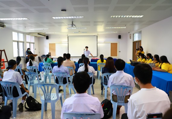 ภาพกิจกรรม  คณะวิทยาศาสตร์และเทคโนโลยีมหาวิทยาลัยราชภัฏกำแพงเพชร จัดงานสัปดาห์วิทยาศาสตร์แห่งชาติ ส่วนภูมิภาค ประจำปี 2565