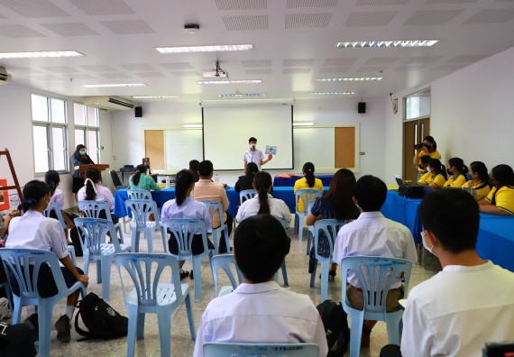 ภาพกิจกรรม  คณะวิทยาศาสตร์และเทคโนโลยีมหาวิทยาลัยราชภัฏกำแพงเพชร จัดงานสัปดาห์วิทยาศาสตร์แห่งชาติ ส่วนภูมิภาค ประจำปี 2565