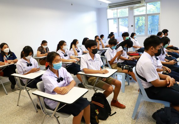 ภาพกิจกรรม  คณะวิทยาศาสตร์และเทคโนโลยีมหาวิทยาลัยราชภัฏกำแพงเพชร จัดงานสัปดาห์วิทยาศาสตร์แห่งชาติ ส่วนภูมิภาค ประจำปี 2565