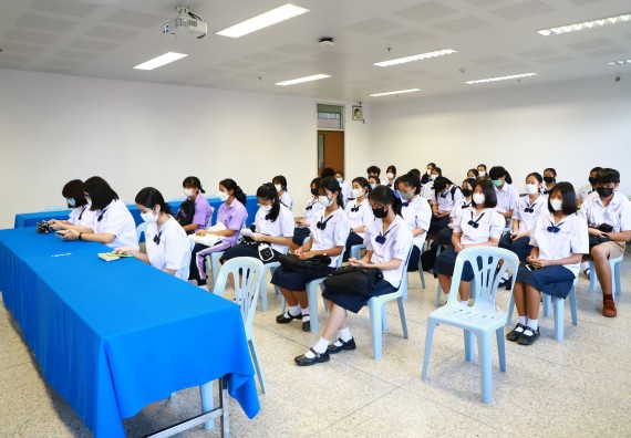 ภาพกิจกรรม  คณะวิทยาศาสตร์และเทคโนโลยีมหาวิทยาลัยราชภัฏกำแพงเพชร จัดงานสัปดาห์วิทยาศาสตร์แห่งชาติ ส่วนภูมิภาค ประจำปี 2565