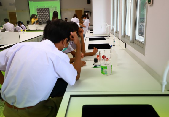 ภาพกิจกรรม  คณะวิทยาศาสตร์และเทคโนโลยีมหาวิทยาลัยราชภัฏกำแพงเพชร จัดงานสัปดาห์วิทยาศาสตร์แห่งชาติ ส่วนภูมิภาค ประจำปี 2565