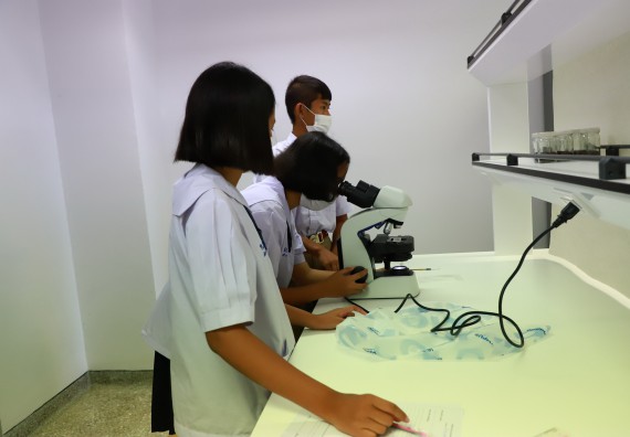 ภาพกิจกรรม  คณะวิทยาศาสตร์และเทคโนโลยีมหาวิทยาลัยราชภัฏกำแพงเพชร จัดงานสัปดาห์วิทยาศาสตร์แห่งชาติ ส่วนภูมิภาค ประจำปี 2565