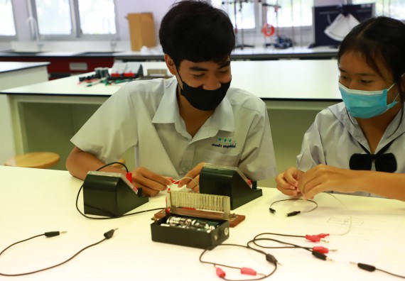 ภาพกิจกรรม  คณะวิทยาศาสตร์และเทคโนโลยีมหาวิทยาลัยราชภัฏกำแพงเพชร จัดงานสัปดาห์วิทยาศาสตร์แห่งชาติ ส่วนภูมิภาค ประจำปี 2565