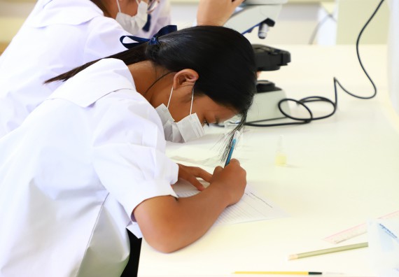 ภาพกิจกรรม  คณะวิทยาศาสตร์และเทคโนโลยีมหาวิทยาลัยราชภัฏกำแพงเพชร จัดงานสัปดาห์วิทยาศาสตร์แห่งชาติ ส่วนภูมิภาค ประจำปี 2565