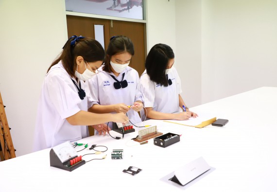 ภาพกิจกรรม  คณะวิทยาศาสตร์และเทคโนโลยีมหาวิทยาลัยราชภัฏกำแพงเพชร จัดงานสัปดาห์วิทยาศาสตร์แห่งชาติ ส่วนภูมิภาค ประจำปี 2565