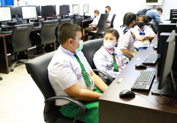 ภาพกิจกรรม  คณะวิทยาศาสตร์และเทคโนโลยีมหาวิทยาลัยราชภัฏกำแพงเพชร จัดงานสัปดาห์วิทยาศาสตร์แห่งชาติ ส่วนภูมิภาค ประจำปี 2565