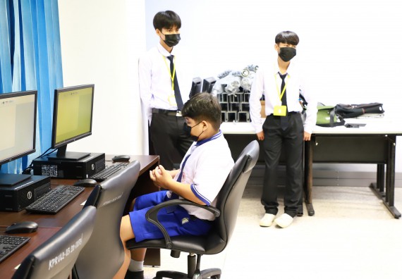 ภาพกิจกรรม  คณะวิทยาศาสตร์และเทคโนโลยีมหาวิทยาลัยราชภัฏกำแพงเพชร จัดงานสัปดาห์วิทยาศาสตร์แห่งชาติ ส่วนภูมิภาค ประจำปี 2565