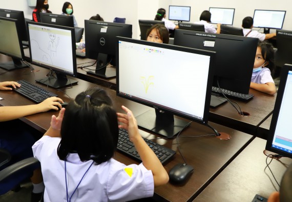 ภาพกิจกรรม  คณะวิทยาศาสตร์และเทคโนโลยีมหาวิทยาลัยราชภัฏกำแพงเพชร จัดงานสัปดาห์วิทยาศาสตร์แห่งชาติ ส่วนภูมิภาค ประจำปี 2565