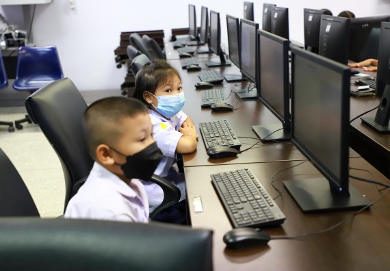 ภาพกิจกรรม  คณะวิทยาศาสตร์และเทคโนโลยีมหาวิทยาลัยราชภัฏกำแพงเพชร จัดงานสัปดาห์วิทยาศาสตร์แห่งชาติ ส่วนภูมิภาค ประจำปี 2565