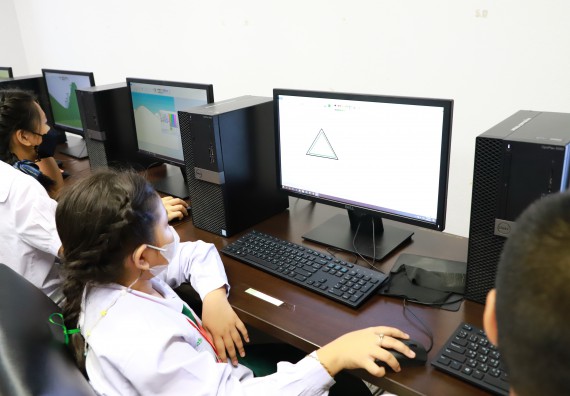 ภาพกิจกรรม  คณะวิทยาศาสตร์และเทคโนโลยีมหาวิทยาลัยราชภัฏกำแพงเพชร จัดงานสัปดาห์วิทยาศาสตร์แห่งชาติ ส่วนภูมิภาค ประจำปี 2565