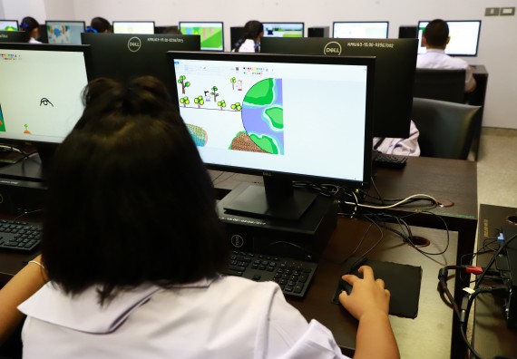 ภาพกิจกรรม  คณะวิทยาศาสตร์และเทคโนโลยีมหาวิทยาลัยราชภัฏกำแพงเพชร จัดงานสัปดาห์วิทยาศาสตร์แห่งชาติ ส่วนภูมิภาค ประจำปี 2565