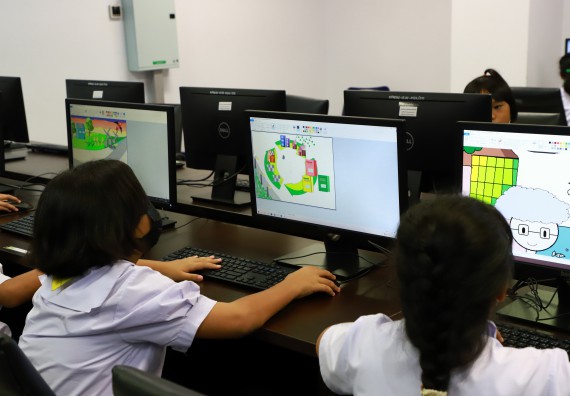 ภาพกิจกรรม  คณะวิทยาศาสตร์และเทคโนโลยีมหาวิทยาลัยราชภัฏกำแพงเพชร จัดงานสัปดาห์วิทยาศาสตร์แห่งชาติ ส่วนภูมิภาค ประจำปี 2565