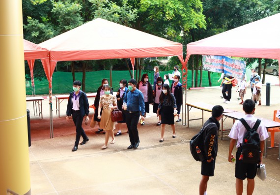 ภาพกิจกรรม  คณะวิทยาศาสตร์และเทคโนโลยีมหาวิทยาลัยราชภัฏกำแพงเพชร จัดงานสัปดาห์วิทยาศาสตร์แห่งชาติ ส่วนภูมิภาค ประจำปี 2565