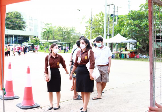 ภาพกิจกรรม  คณะวิทยาศาสตร์และเทคโนโลยีมหาวิทยาลัยราชภัฏกำแพงเพชร จัดงานสัปดาห์วิทยาศาสตร์แห่งชาติ ส่วนภูมิภาค ประจำปี 2565