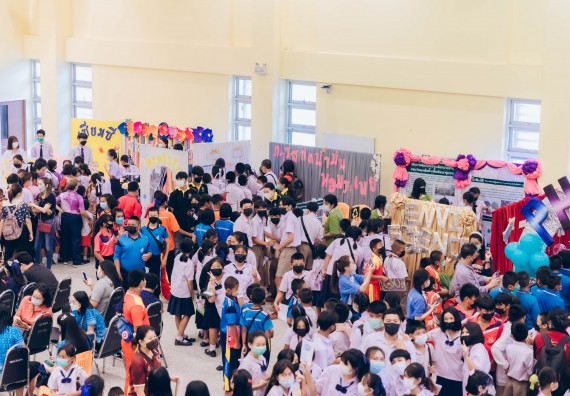 ภาพกิจกรรม  คณะวิทยาศาสตร์และเทคโนโลยีมหาวิทยาลัยราชภัฏกำแพงเพชร จัดงานสัปดาห์วิทยาศาสตร์แห่งชาติ ส่วนภูมิภาค ประจำปี 2565